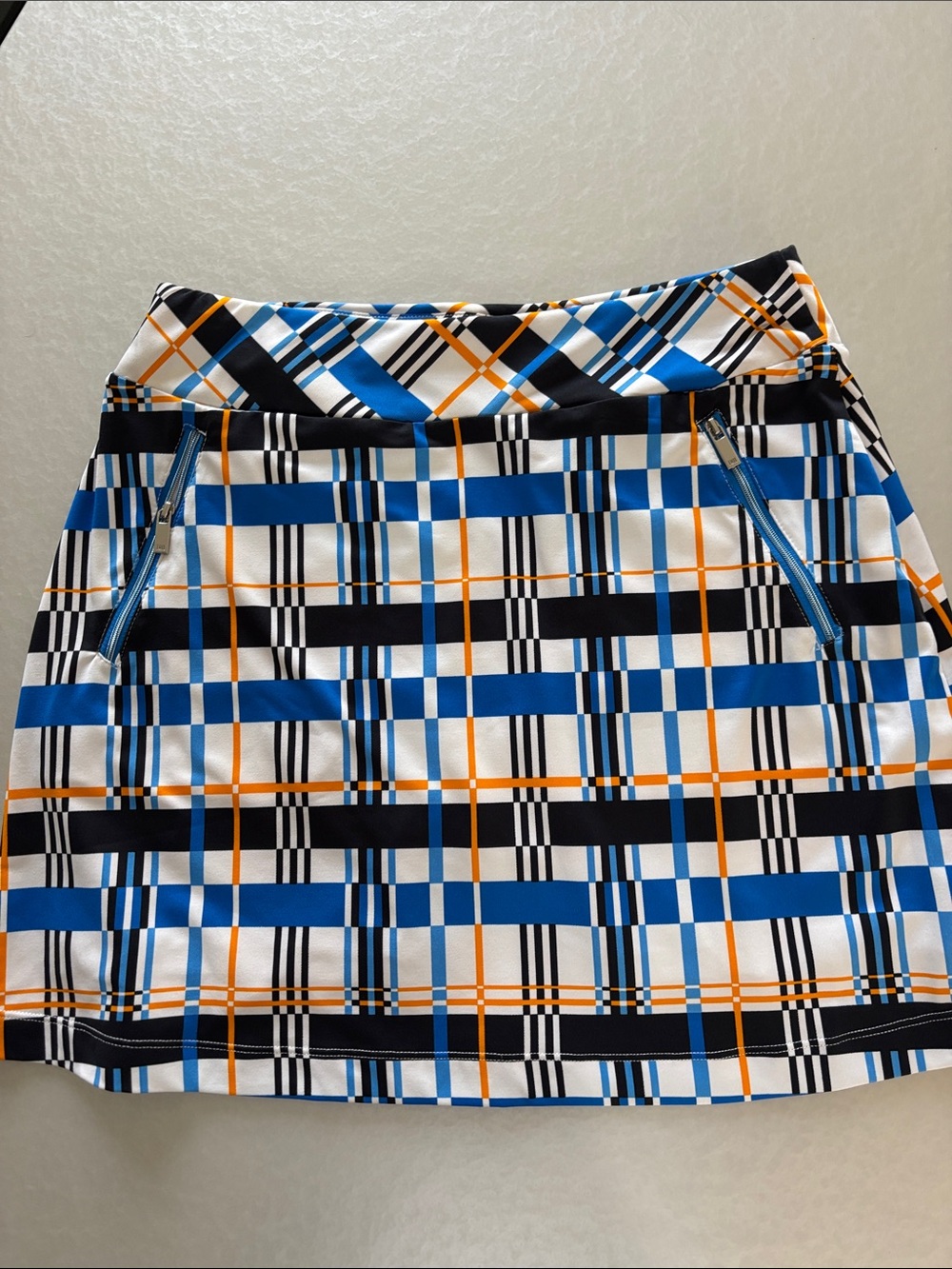 Tail Tech Blue, Black, White & Orange Plaid Active Golf Skort / Sm